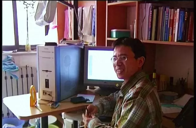 纪录片导演叶君因急性胃出血离世，享年43岁 _ 资讯配图