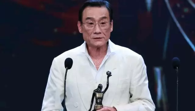 梁家辉第五次获金像奖影帝，廖子妤凭《像我这样的爱情》首封影后 _ 现场图