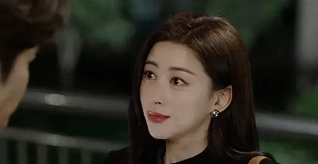 《蜜语纪》纪封告白前夜蒋芷纯现身浦荣酒店 _ 资讯配图