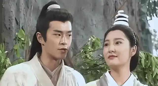 李莫愁绝情谷赴死细节考：拂尘坠地与赤色珠子的文本依据 _ 现场图