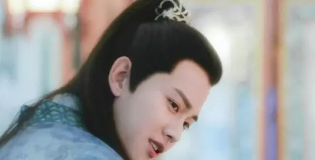 任嘉伦王鹤润主演《佳偶天成》播出后观众大规模弃剧 _ 相关图片