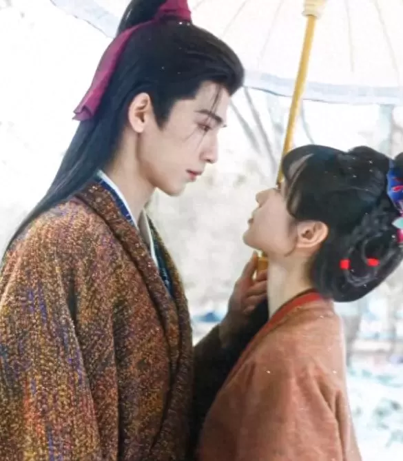 任嘉伦王鹤润主演《佳偶天成》播出后观众大规模弃剧 _ 资讯配图