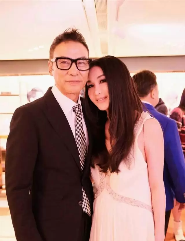 《惊变》4K修复重映引爆港片怀旧潮，温碧霞任达华游艇戏幕后细节首度公开 _ 相关图片
