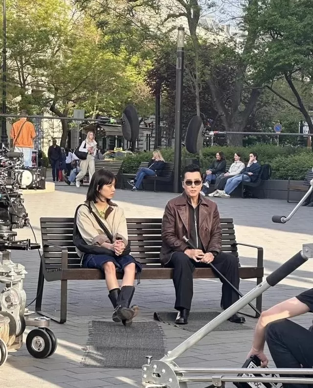 甄子丹《疾速追杀凯恩》布达佩斯路透曝光，庄达菲确认出演凯恩之女 _ 现场图